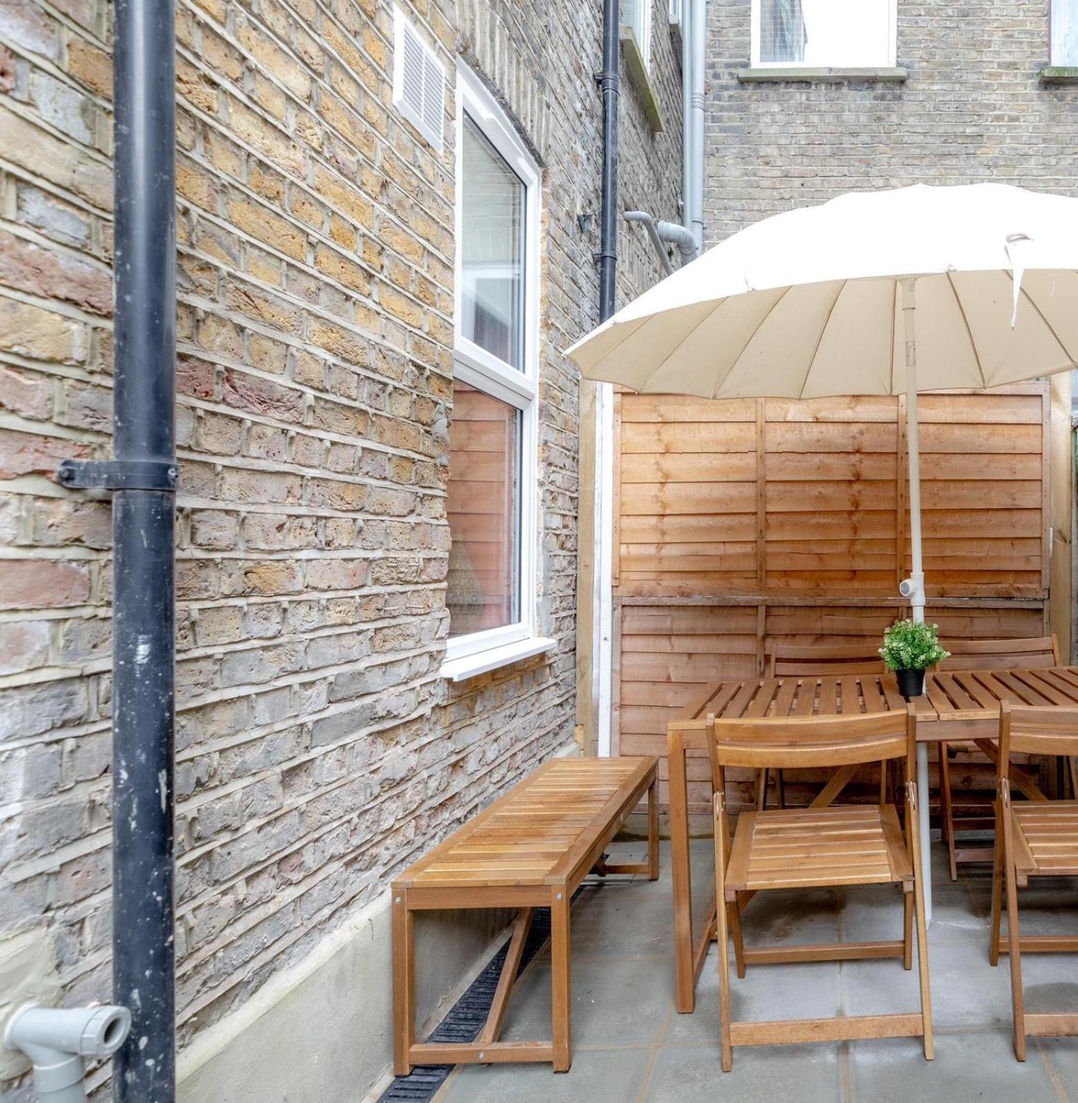 Stylish 2 Bedrooms Flat Sleeps 6 & Garden London Zone 2 Cls Central Londres Exterior foto